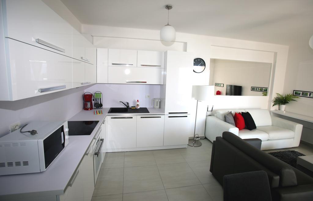Apartment White Luxury *