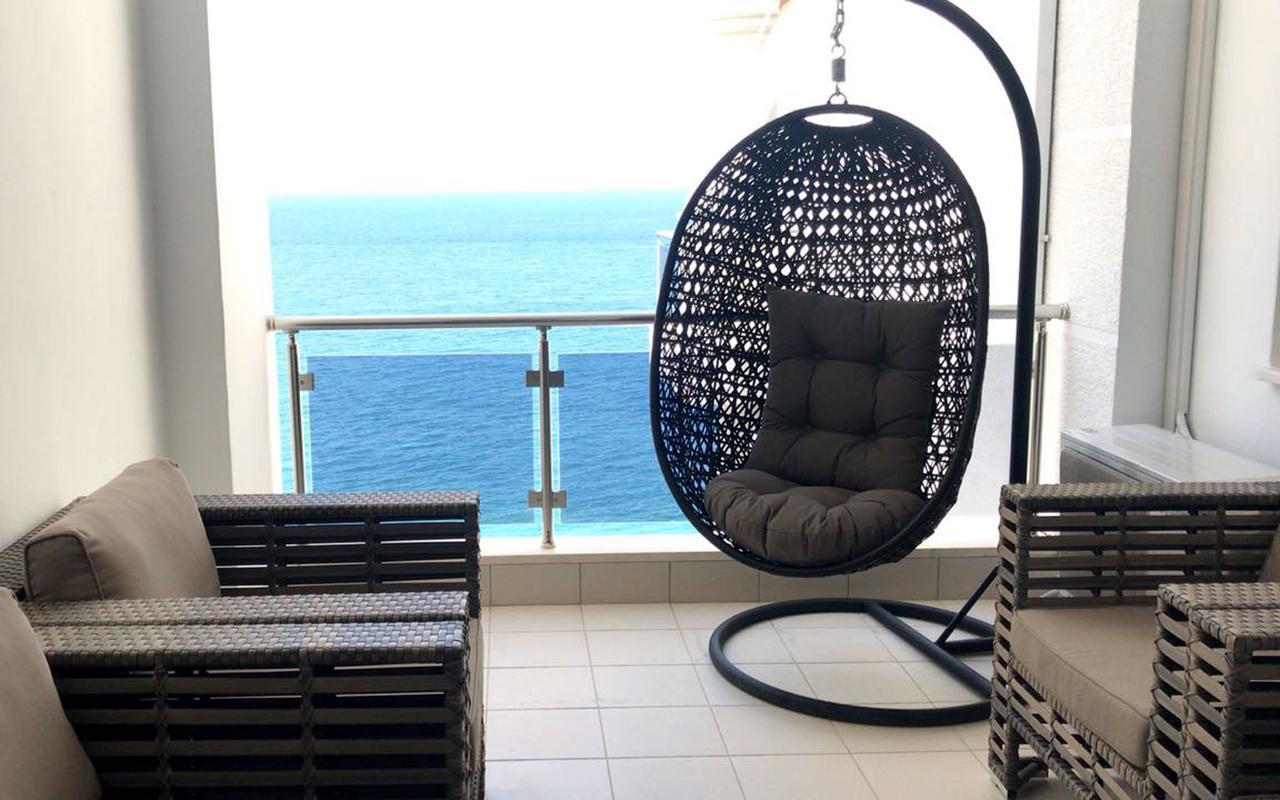 White Luxury * Sarande
